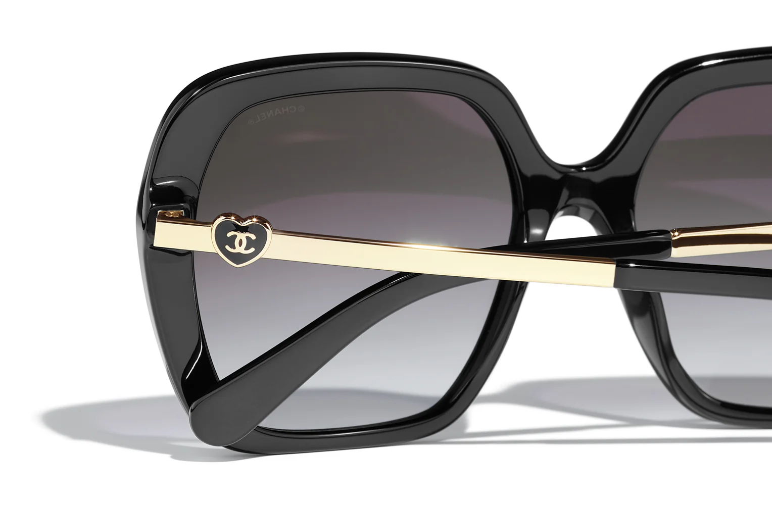 CHANEL 5521 - Image 20