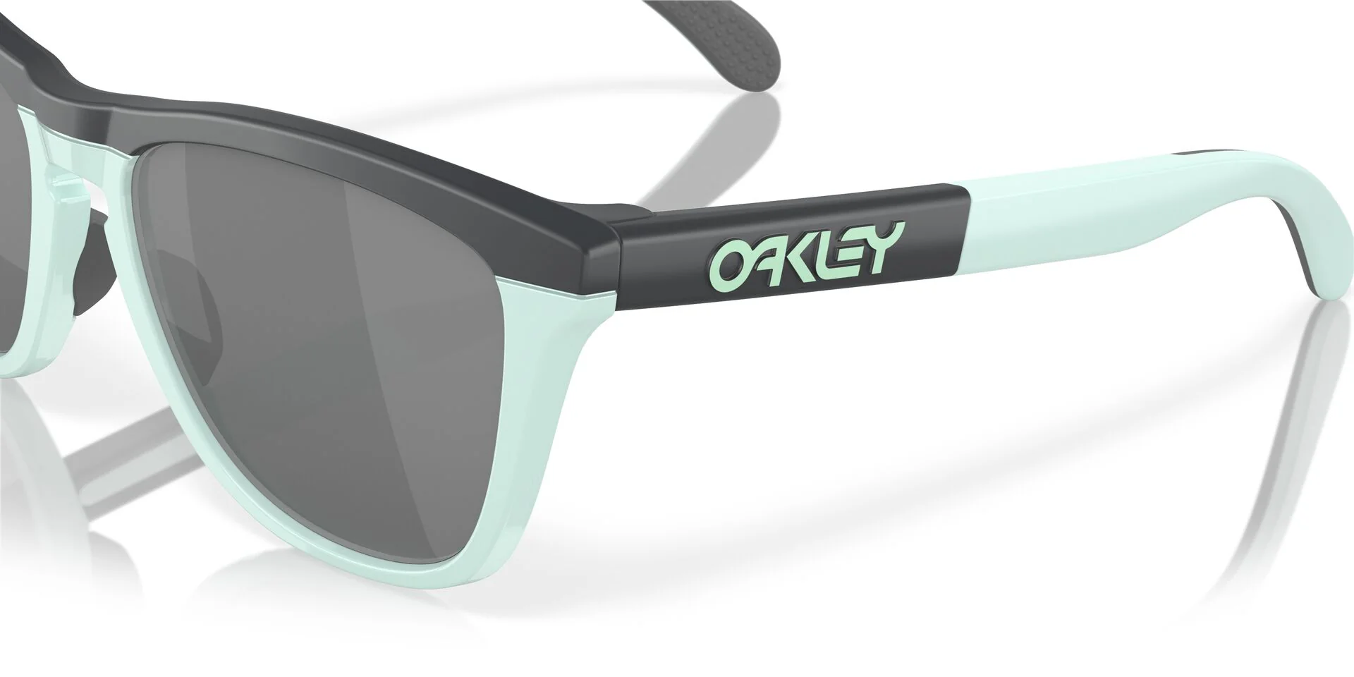 Oakley Frogskins Range OO9284 - Image 15